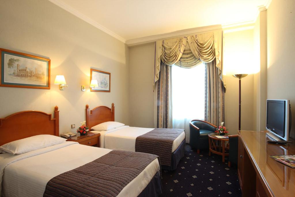 SEAVIEW HOTEL 3
