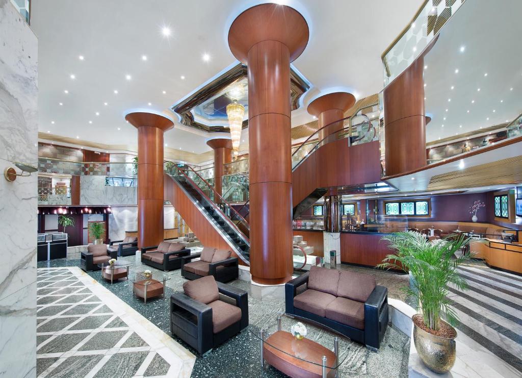 Admiral Plaza Hotel 2