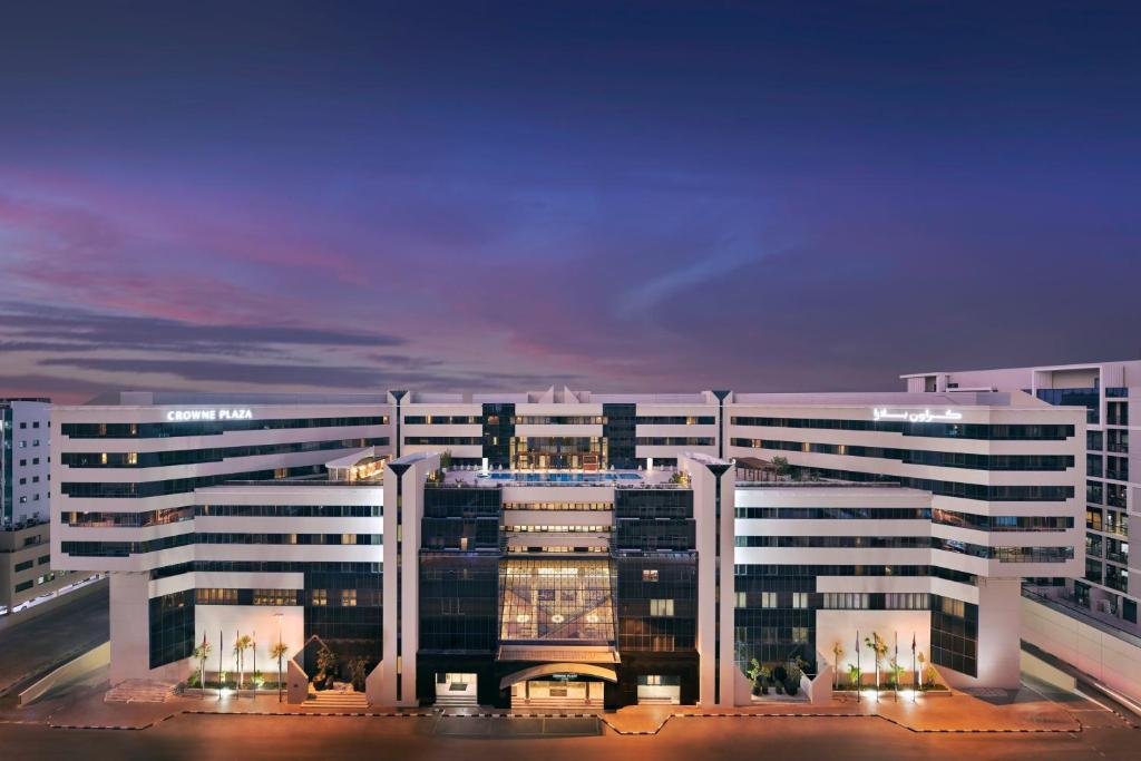Crowne Plaza Dubai Deira