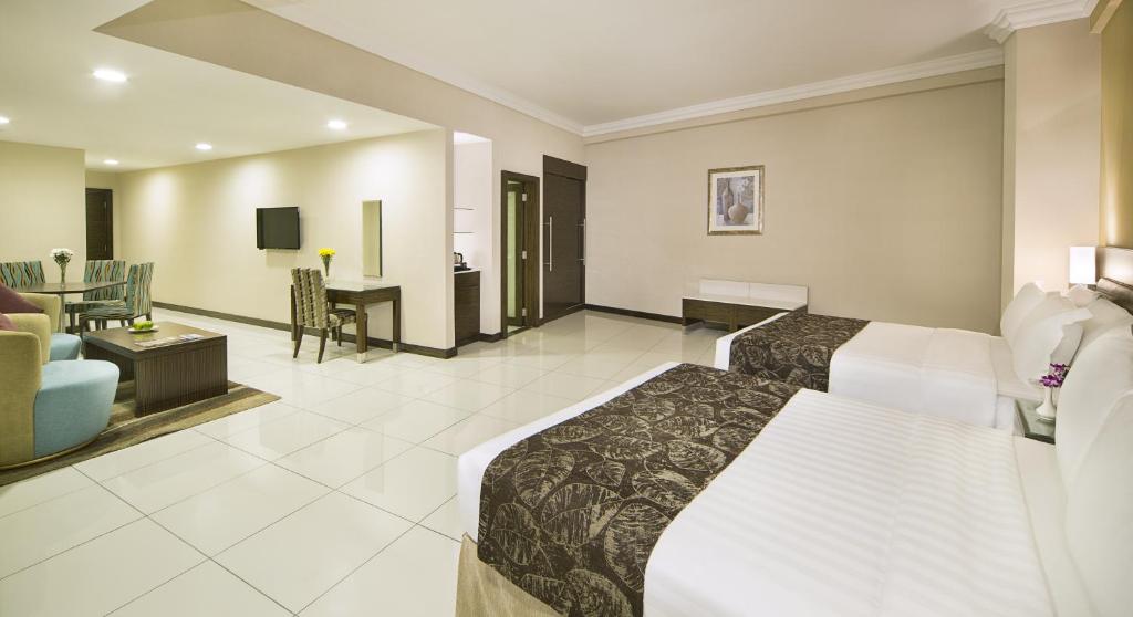 Gateway Hotel 3
